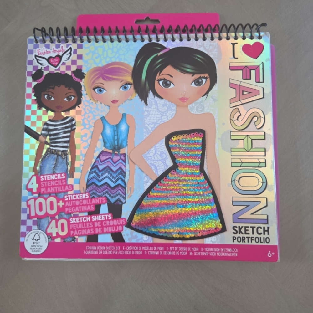 Fashion Schetch Portfolio
